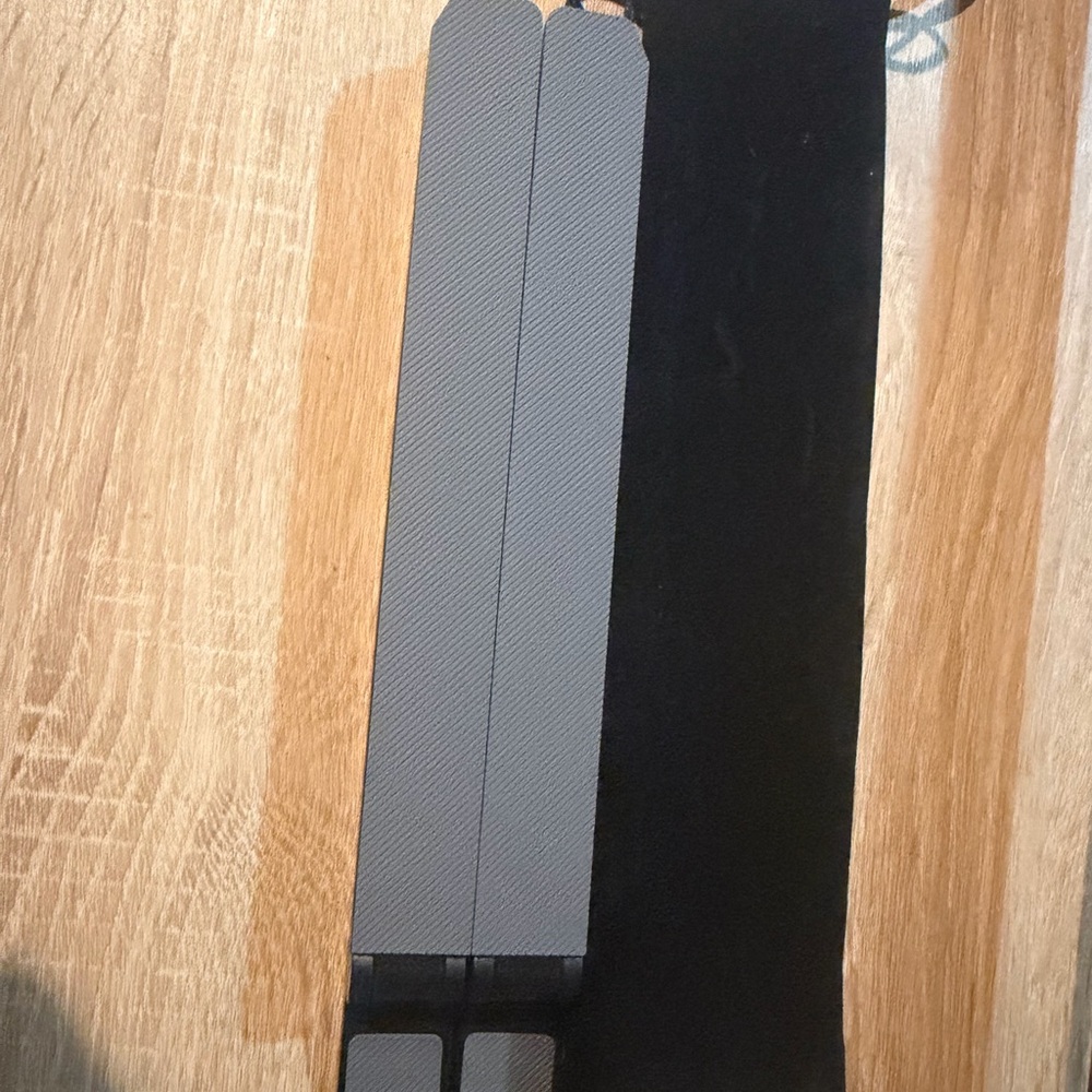 Laptop Stand‎ for Desk, Adjustable Laptop Riser ABS+Silicone Foldable Portable - Picture 2 of 5